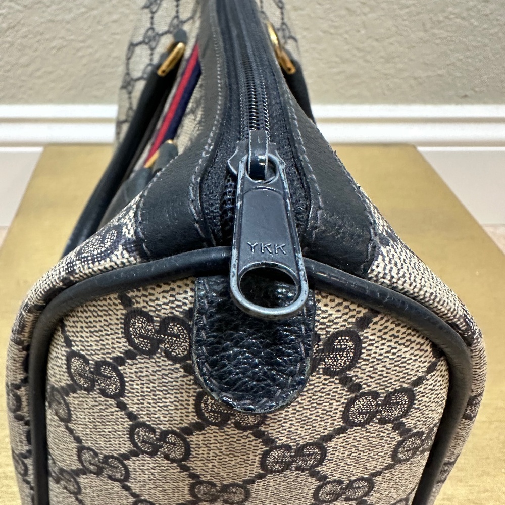 Gucci Vintage Boston Bag - Picture 16 of 17